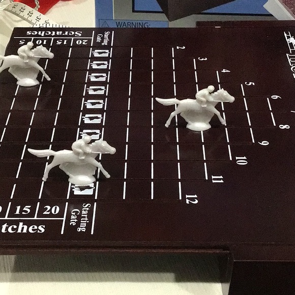 Fundex Horse Race Game - Picture 2 of 3